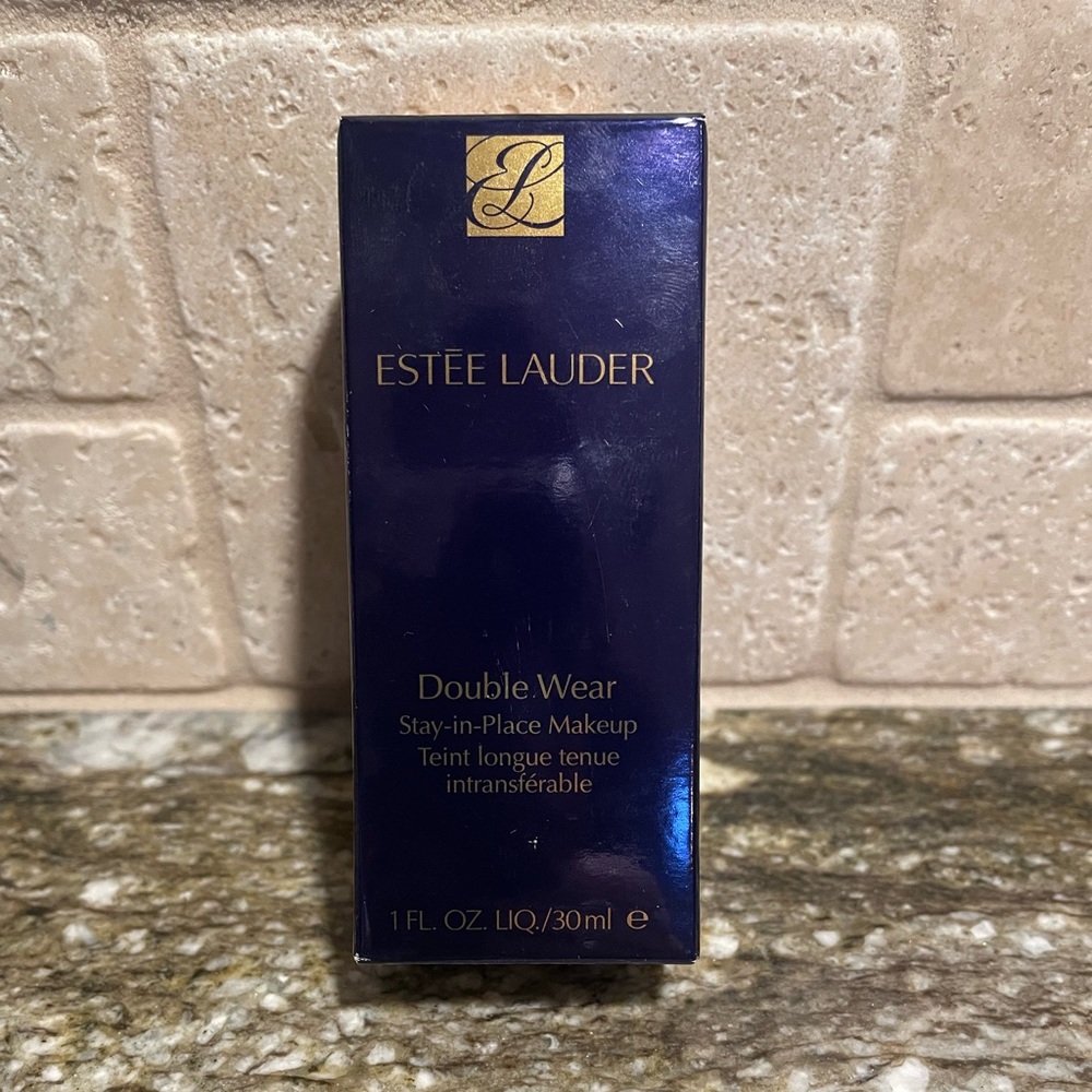 Estée Lauder double wear foundation 2c3 Fresco